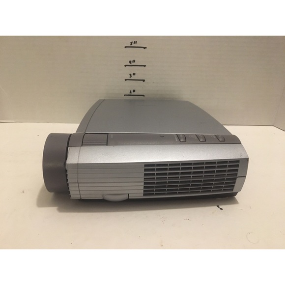 Infocus projector model LP130 only 1514 lamp hours - Picture 4 of 8